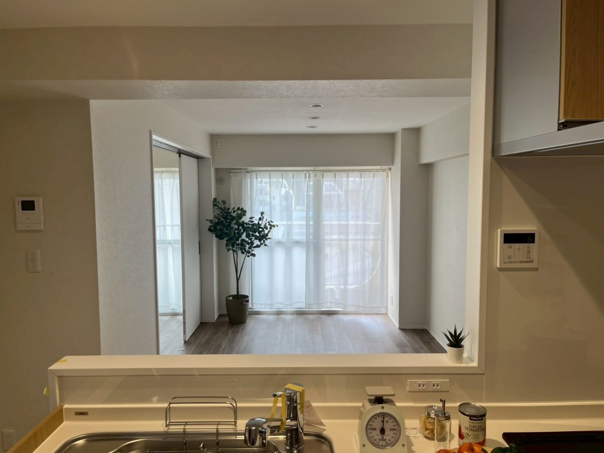 【東京都江戸川区リノベーションマンション】”キッチン横の便利な小部屋作りました”